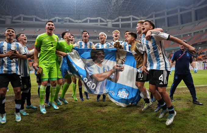 Mit der Hoffnung als Fahne trifft Argentinien auf Deutschland und kämpft um den Einzug ins Finale der U17-Weltmeisterschaft